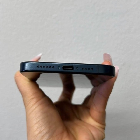 iPhone 15 pro max - Picture 4 of 9